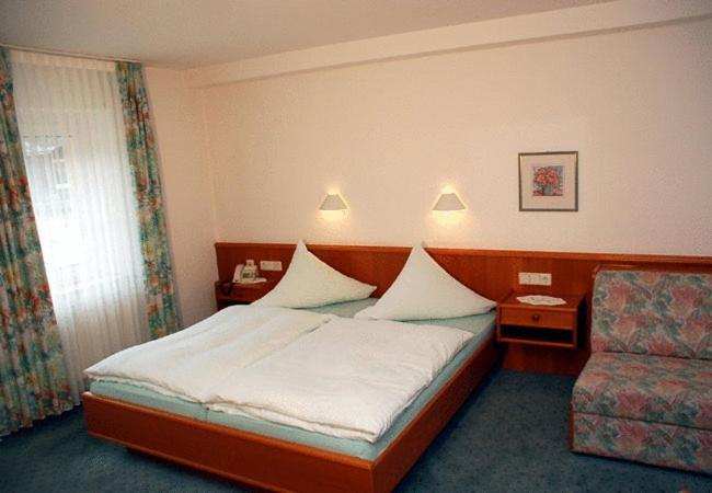 באד ברנק אים פיכטלגבירגה Gasthaus Merkel Hotel חדר תמונה